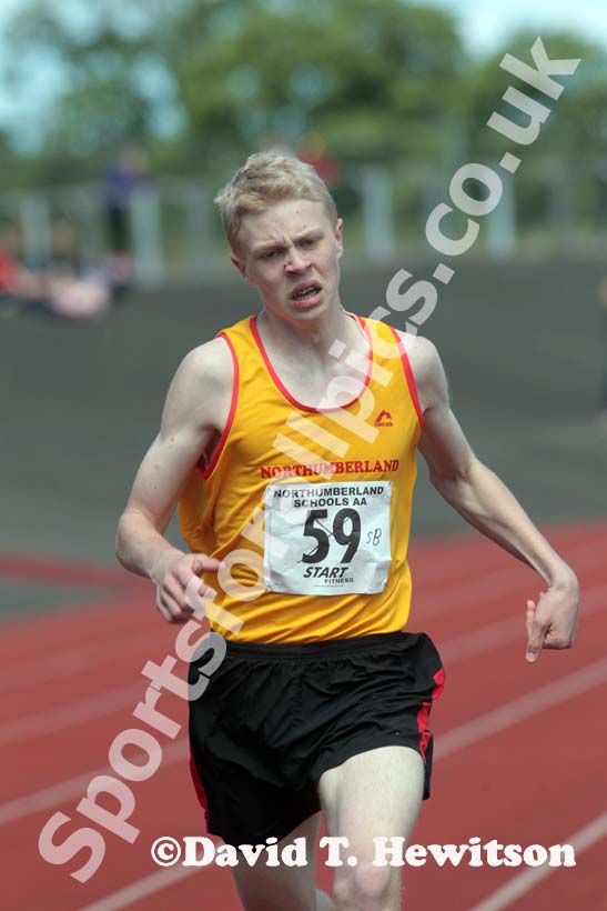800 metres at the Annual Inter-Counties Schools, Cleveland v Cumbria v Durham v Northumberland at Claireville Stadium, Middlesbrough